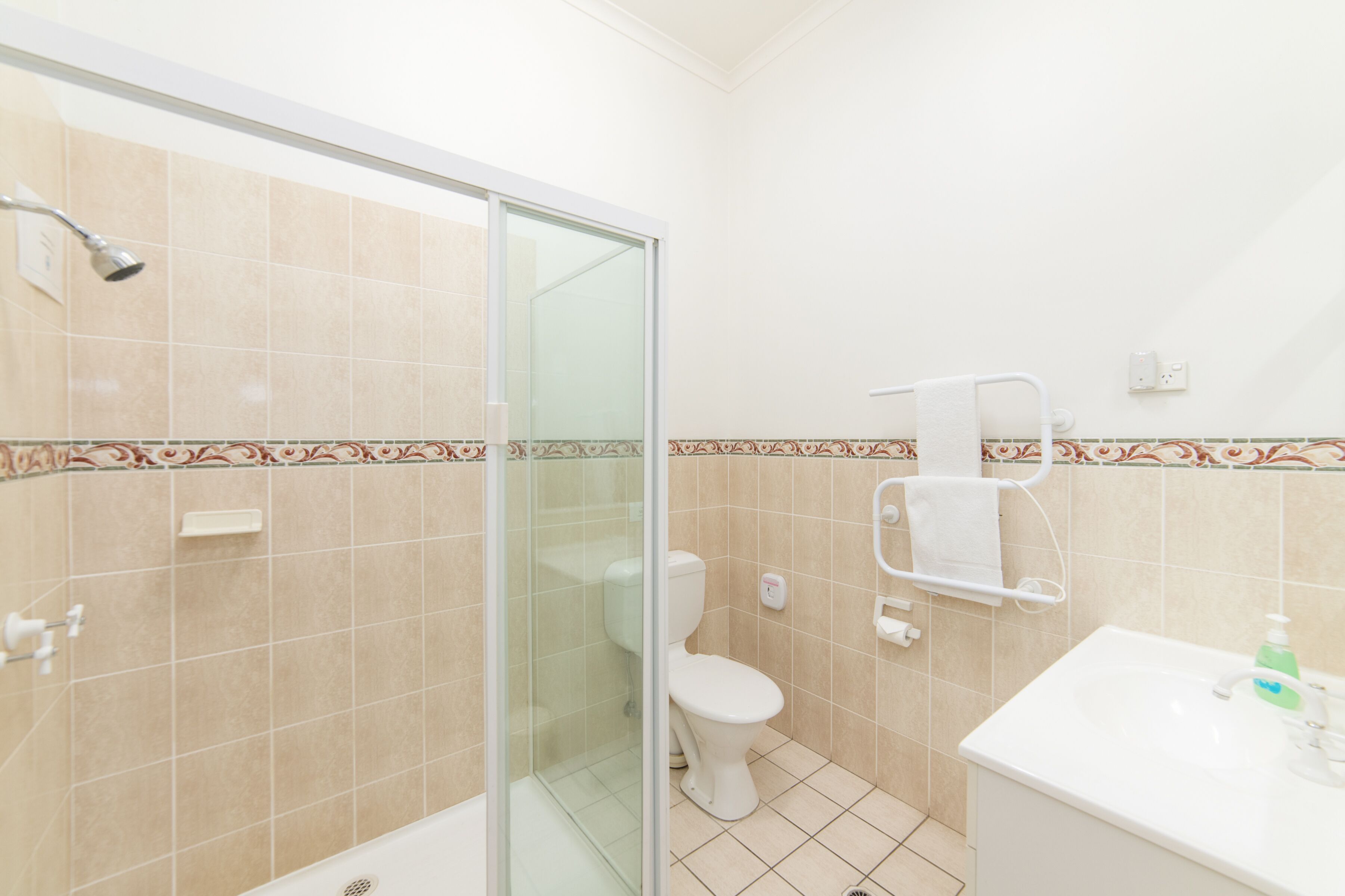 Jamevin Mountain retreat - Hidden Gem Perfect for Families & Large Groups  — image 14