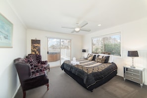 7 bedrooms, iron/ironing board, WiFi, bed sheets
