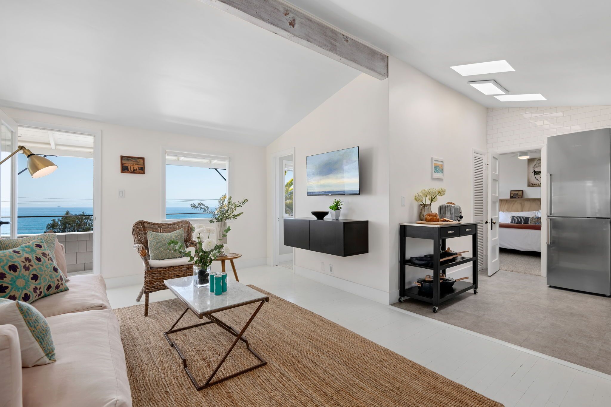 智能电视、立体声音响