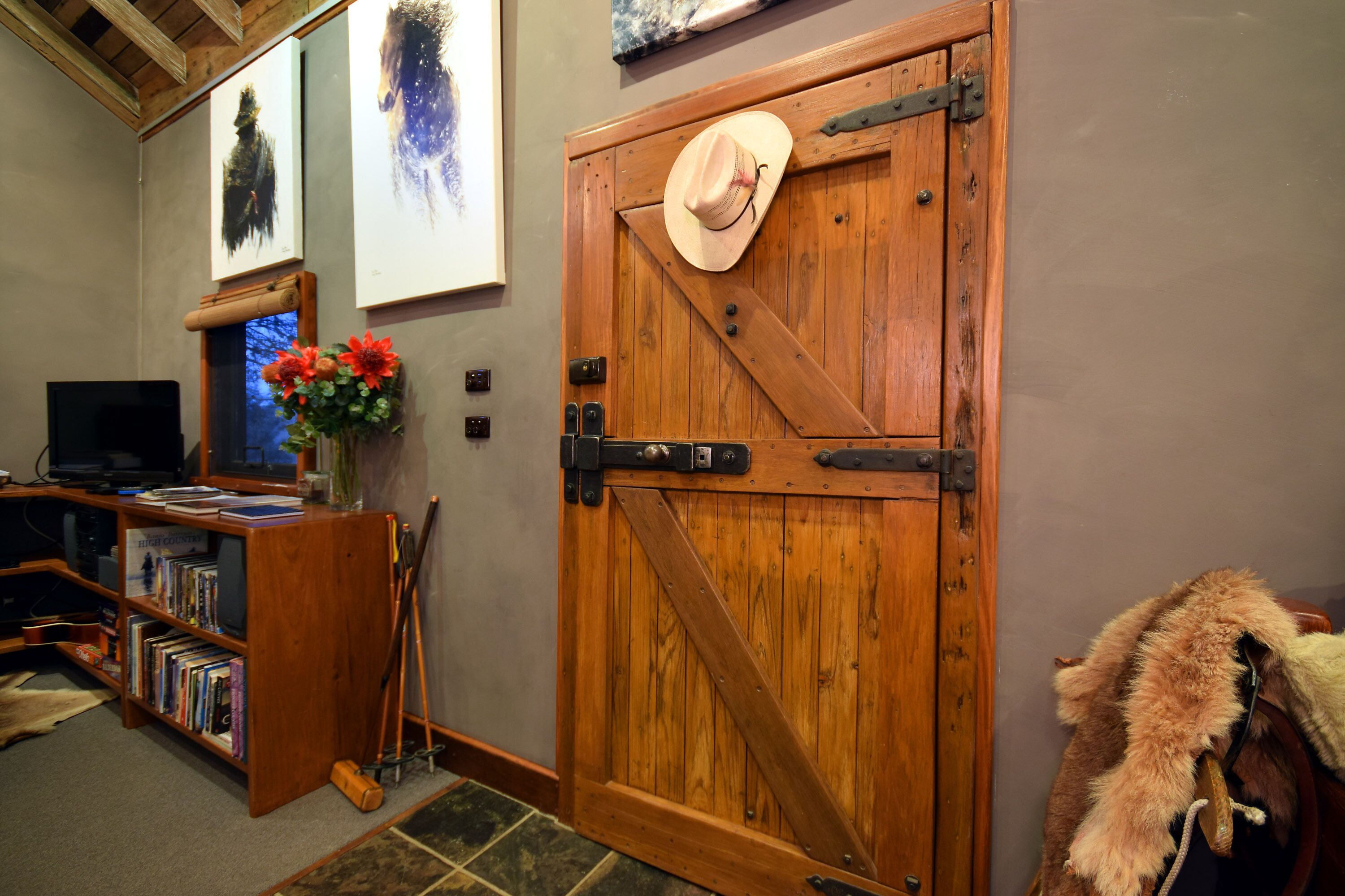 Bush Grove on the snowy river — image 21