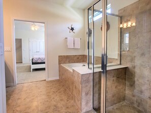 Bathtub, hair dryer - Tahiti Escape: Private Pool/Spa & 24/7 Support! (Kissimmee)