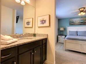 9 bedrooms, desk, iron/ironing board, free WiFi