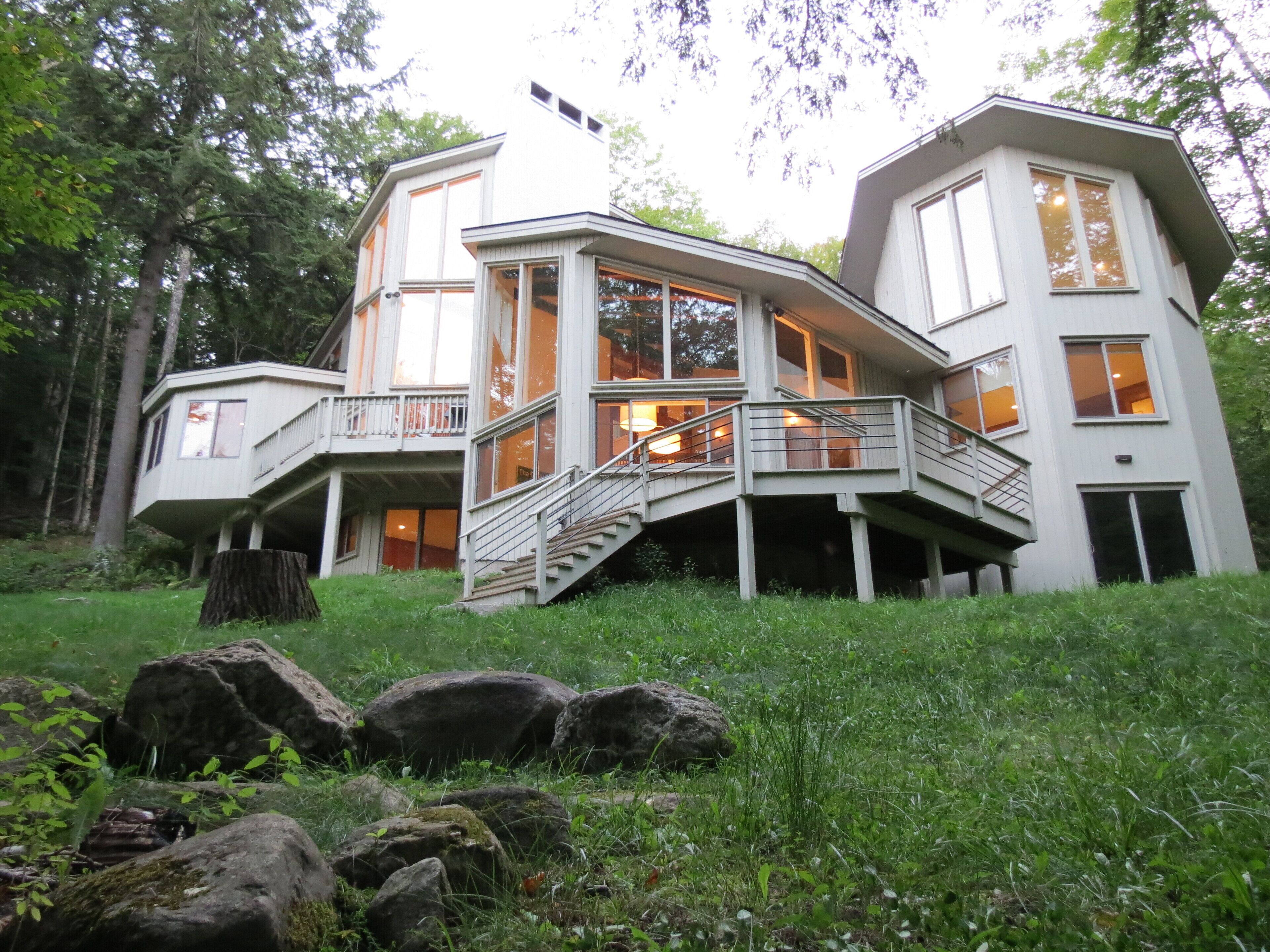 Perfect House for Thanksgiving