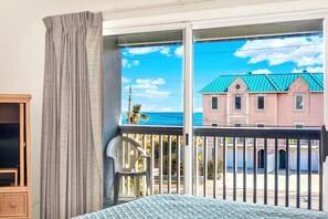 3 chambres, fer et planche Ă repasser, Wi-Fi gratuit, draps fournis