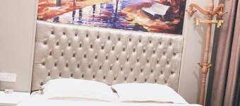 New Yuanding Business Hotel