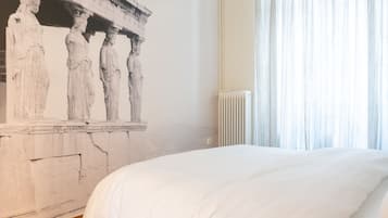 6 bedrooms, iron/ironing board, free WiFi, bed sheets