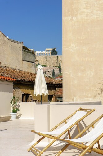 Acropolis Heights at the foot of the Parthenon by JJ Hospitality