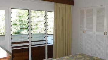 2 間睡房、床單