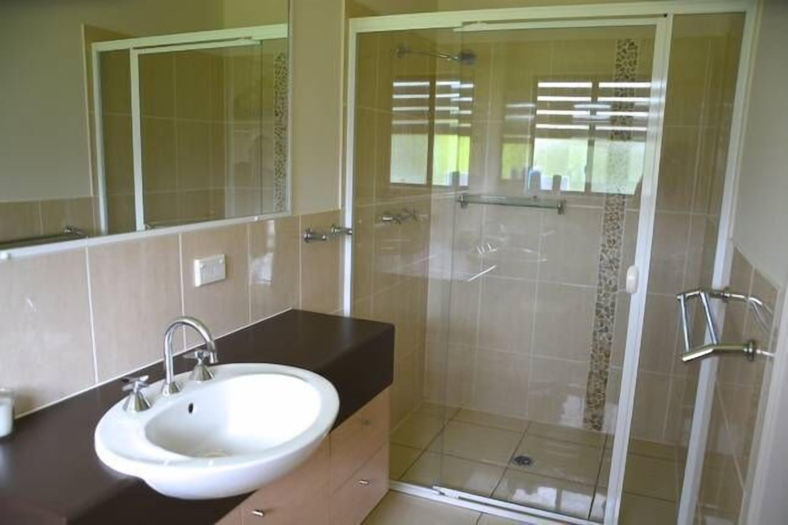 'THEME PARK CENTRAL WITH A TOUCH OF COUNTRY