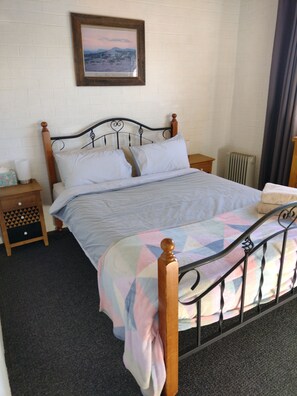 3 Schlafzimmer, Bügeleisen/Bügelbrett, kostenloses WLAN, Bettwäsche