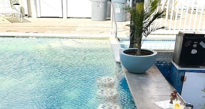 Oceanic Hotel