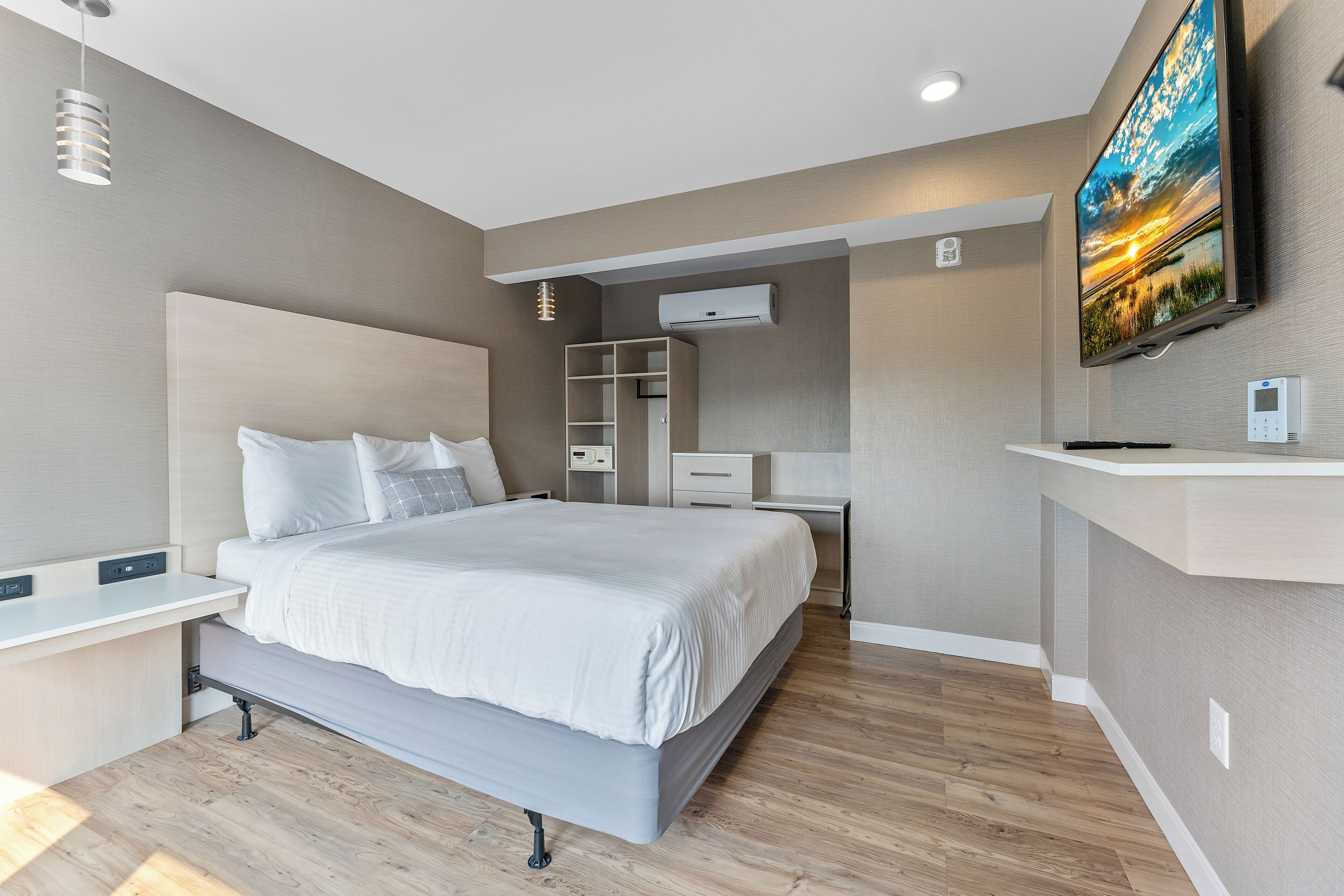 Foto - Oceanic Hotel & Barefoot Tiki Bar