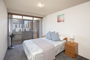 2 bedrooms, iron/ironing board - Fountain Court 19 - Close to Town Beach (Port Macquarie)