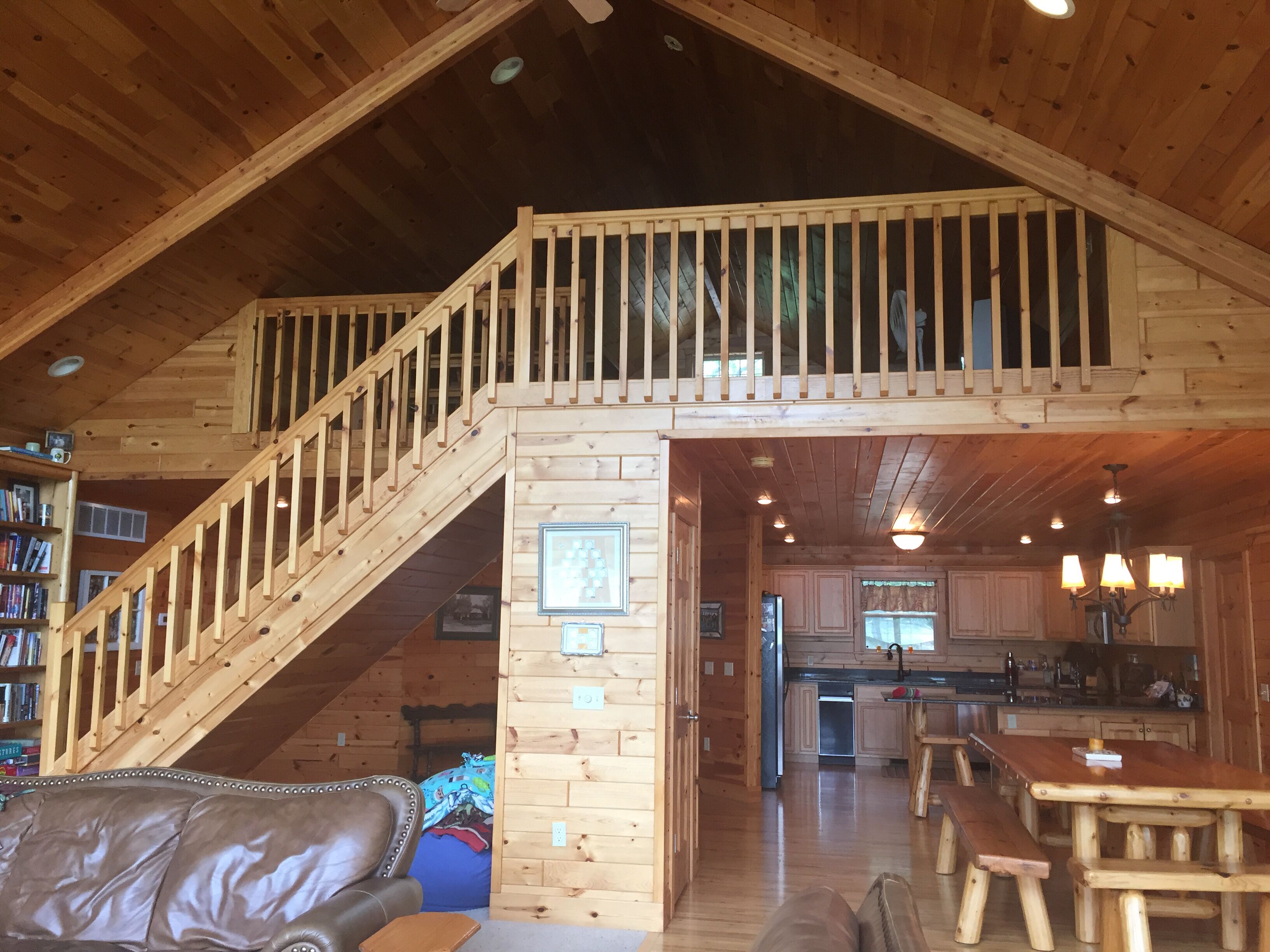 Lakefront with guest house, great location