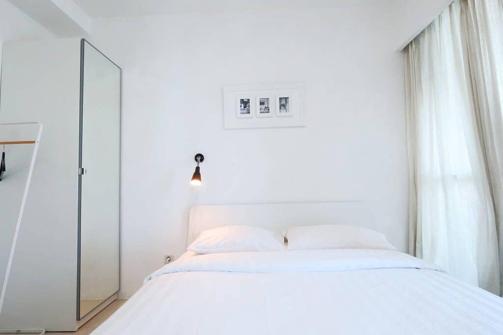 Cozy Modern Studio Room at Tifolia Apartmemt