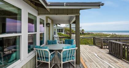 The Road Ends Here! Folly Beach/ 3 Bedroom/2 Full Baths/Sleeps 6/Pets Considered