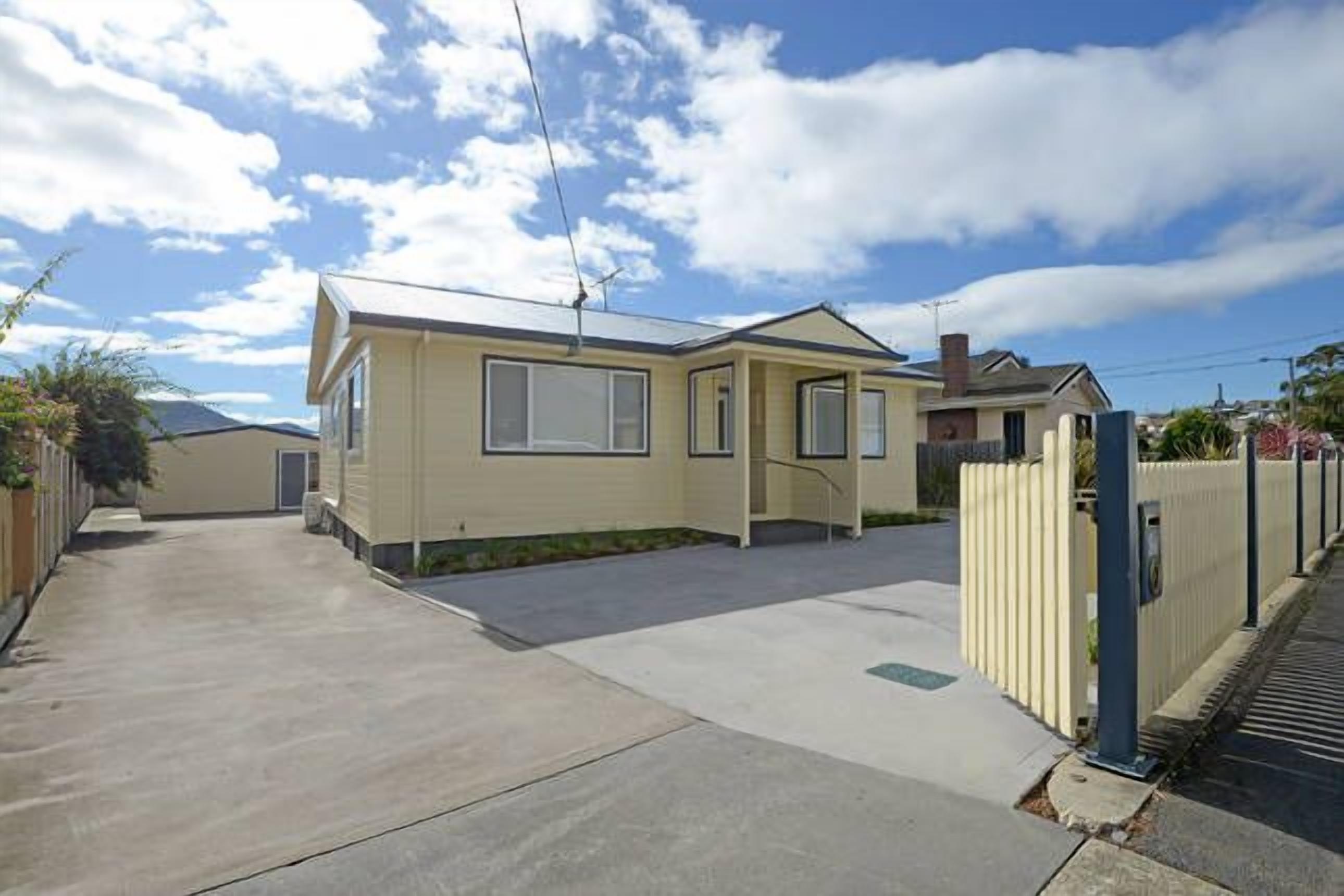 Poppies House Hobart — image 9