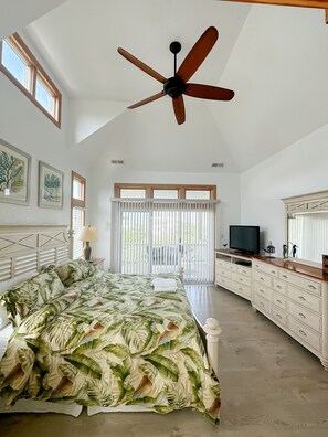 5 bedrooms, iron/ironing board, travel crib, free WiFi