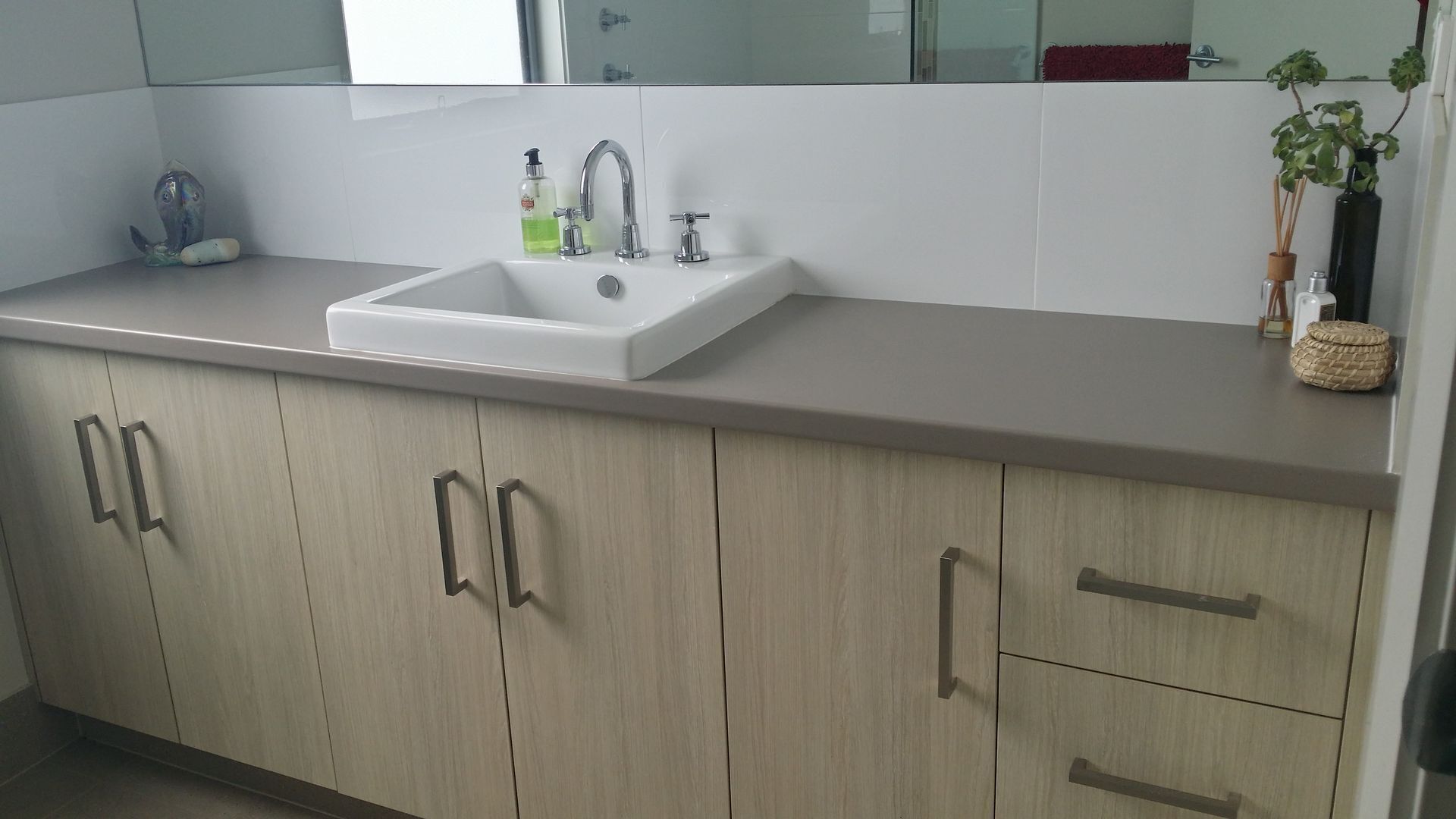 Views of Redwall Valley and close to beaches and wineries. — image 16