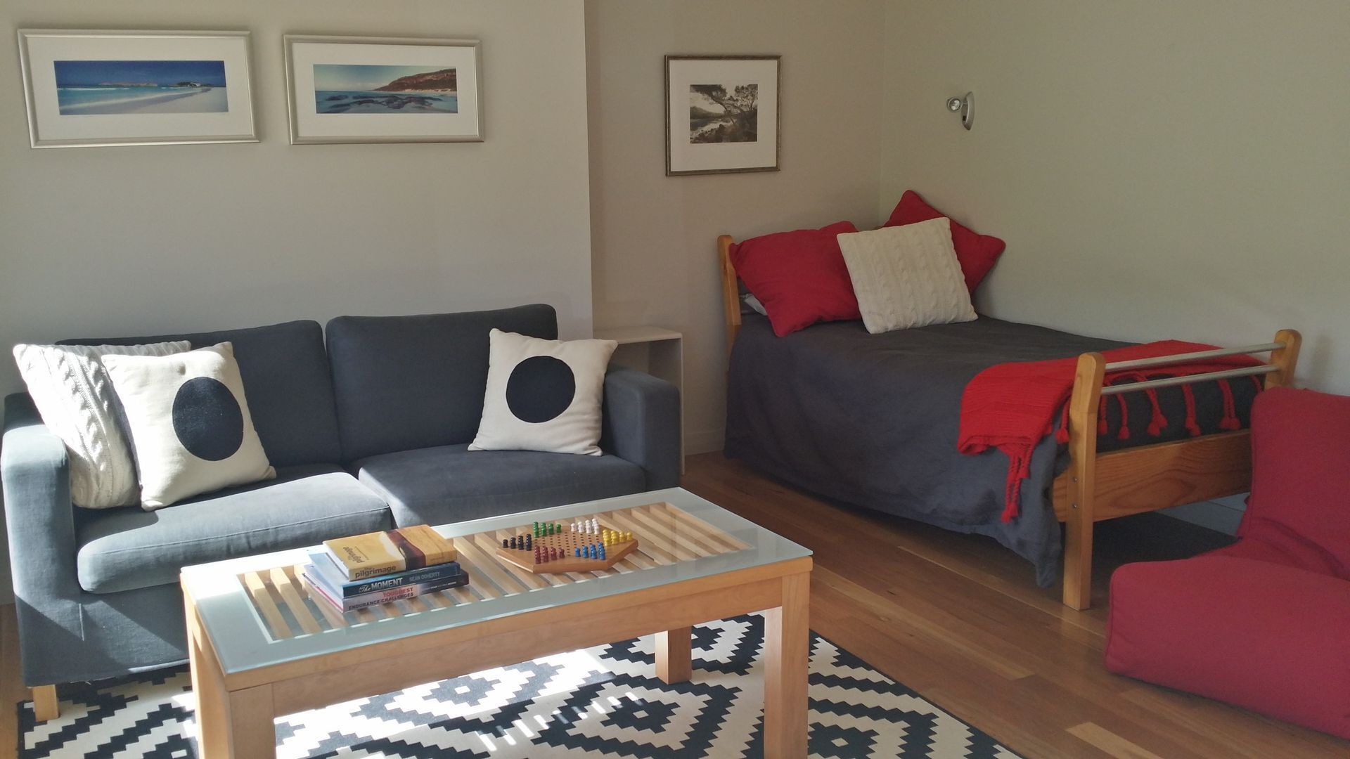 Views of Redwall Valley and close to beaches and wineries. — image 15