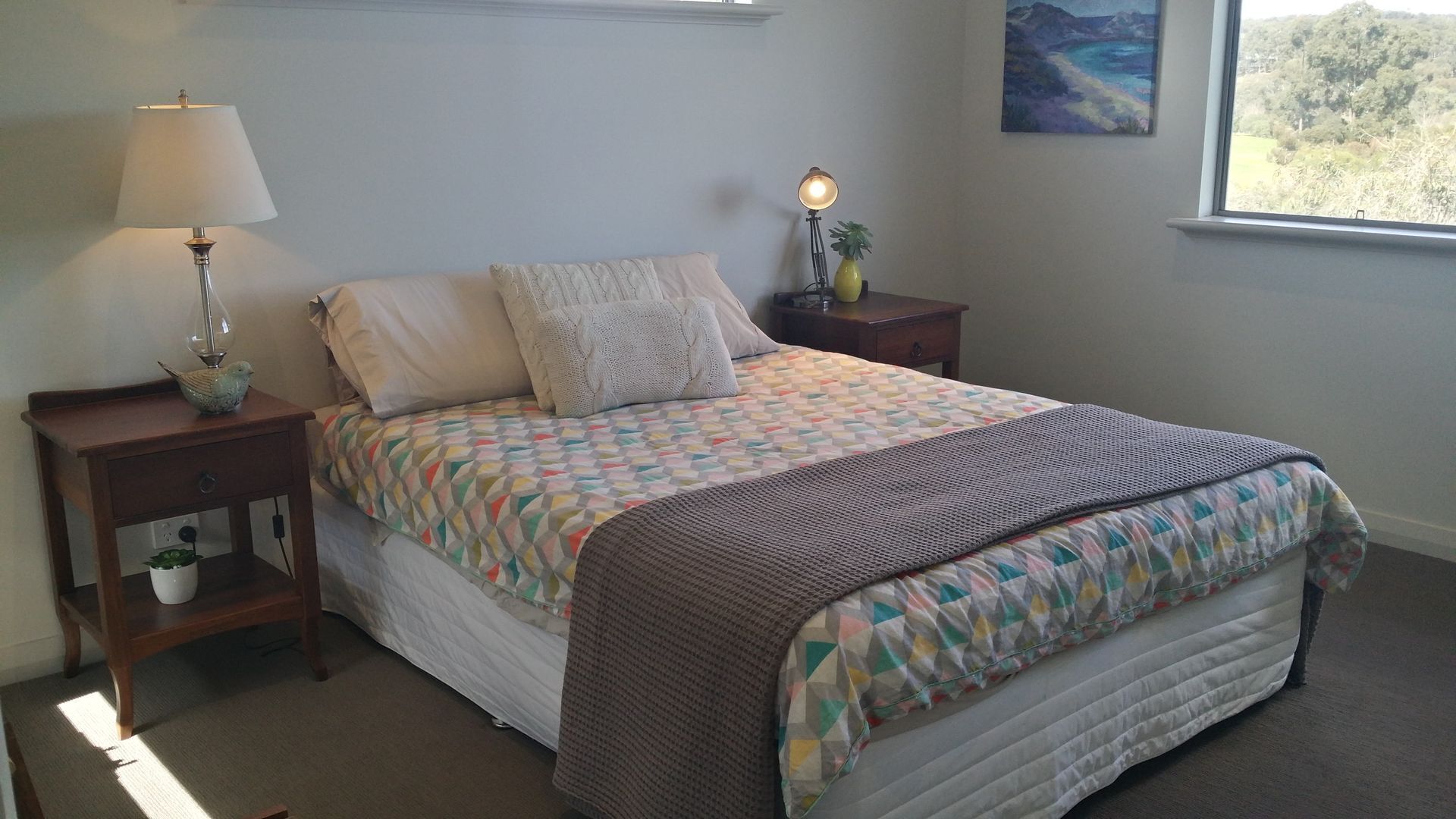 Views of Redwall Valley and close to beaches and wineries. — image 13