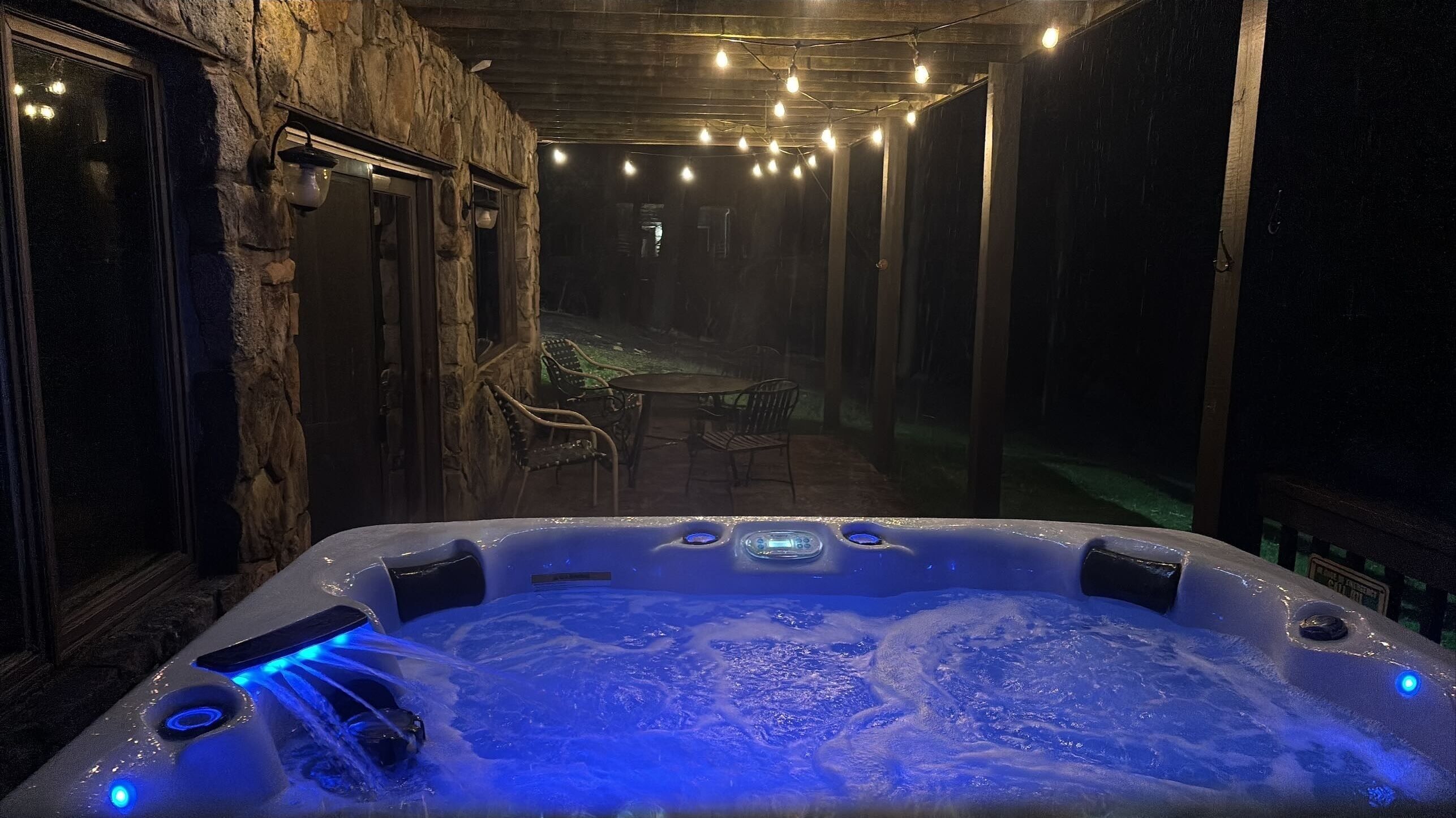 Bain à remous extérieur