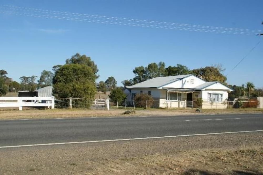 Bluemist Holiday Accommodation Dunolly