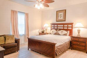 3 dormitorios, tabla de planchar con plancha, wifi y ropa de cama