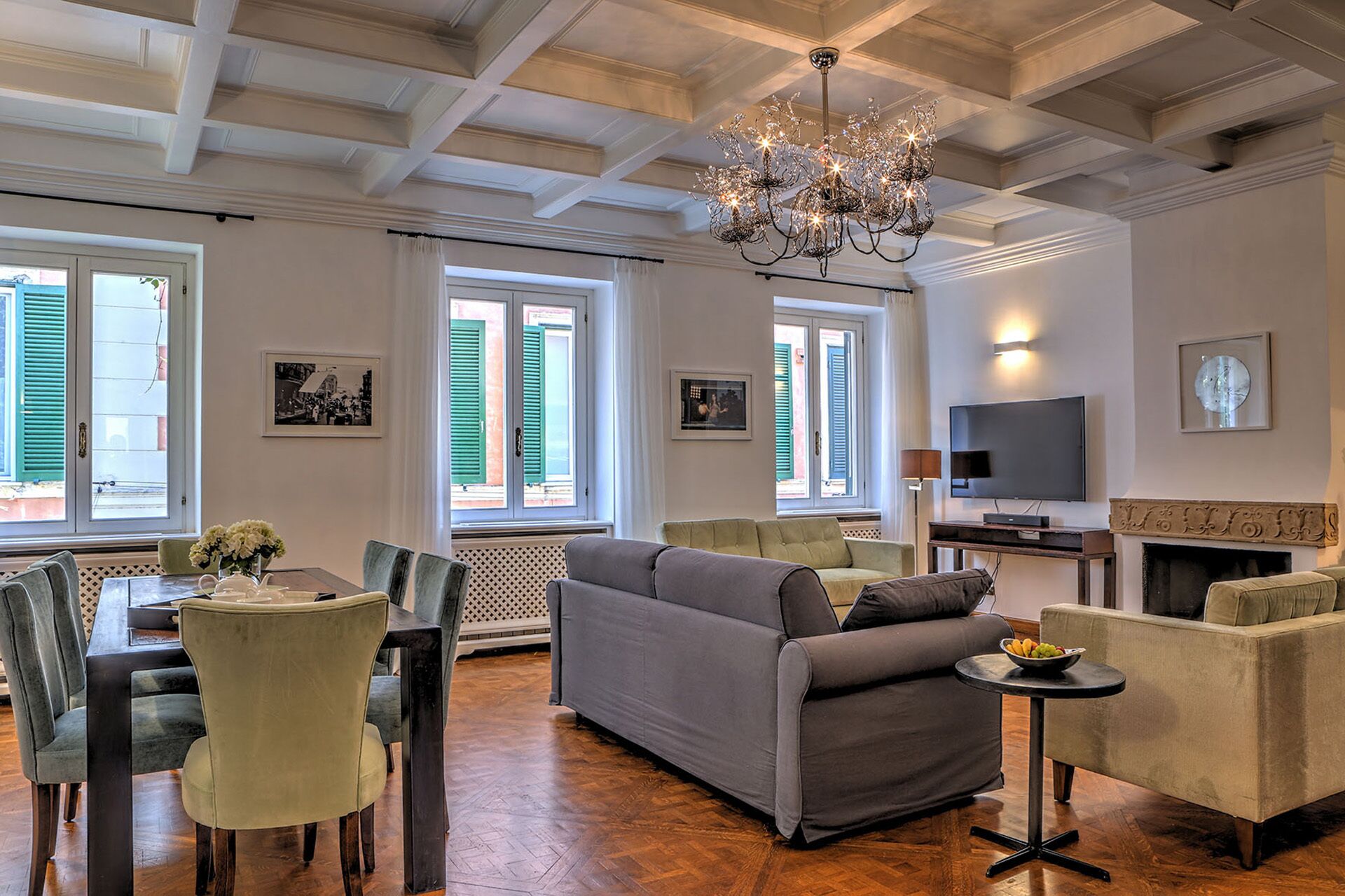 Spanish steps charming boutique apartment