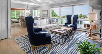 Steps to Cliff House Resort, Minutes to Perkins Cove and Ogunquit.