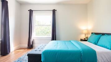 4 chambres, rideaux occultants, fer et planche Ă repasser, Wi-Fi