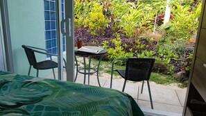 2 makuuhuonetta, tallelokero huoneessa, silitysrauta/-lauta, Wi-Fi