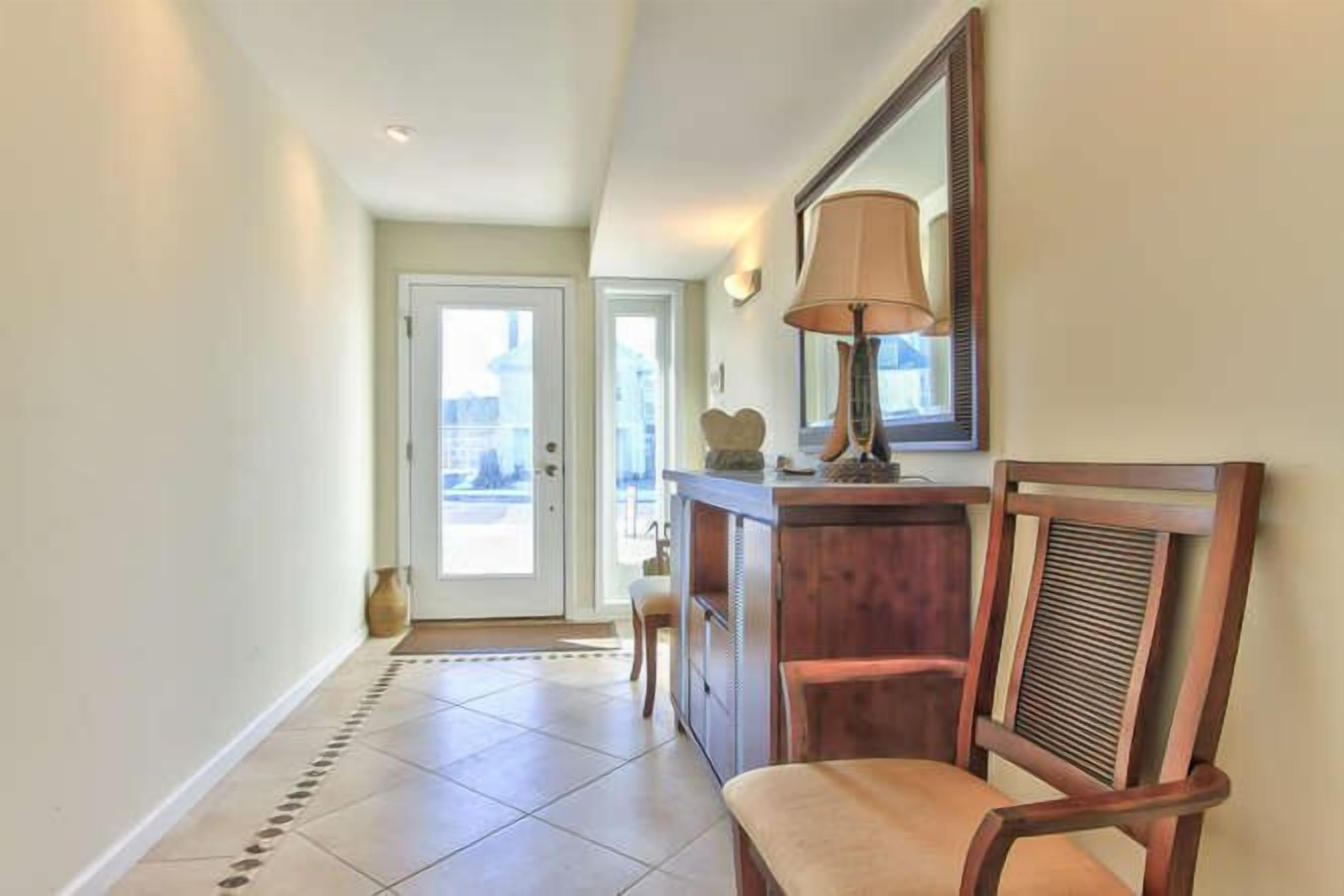  Steps to the beach and views of the entire island