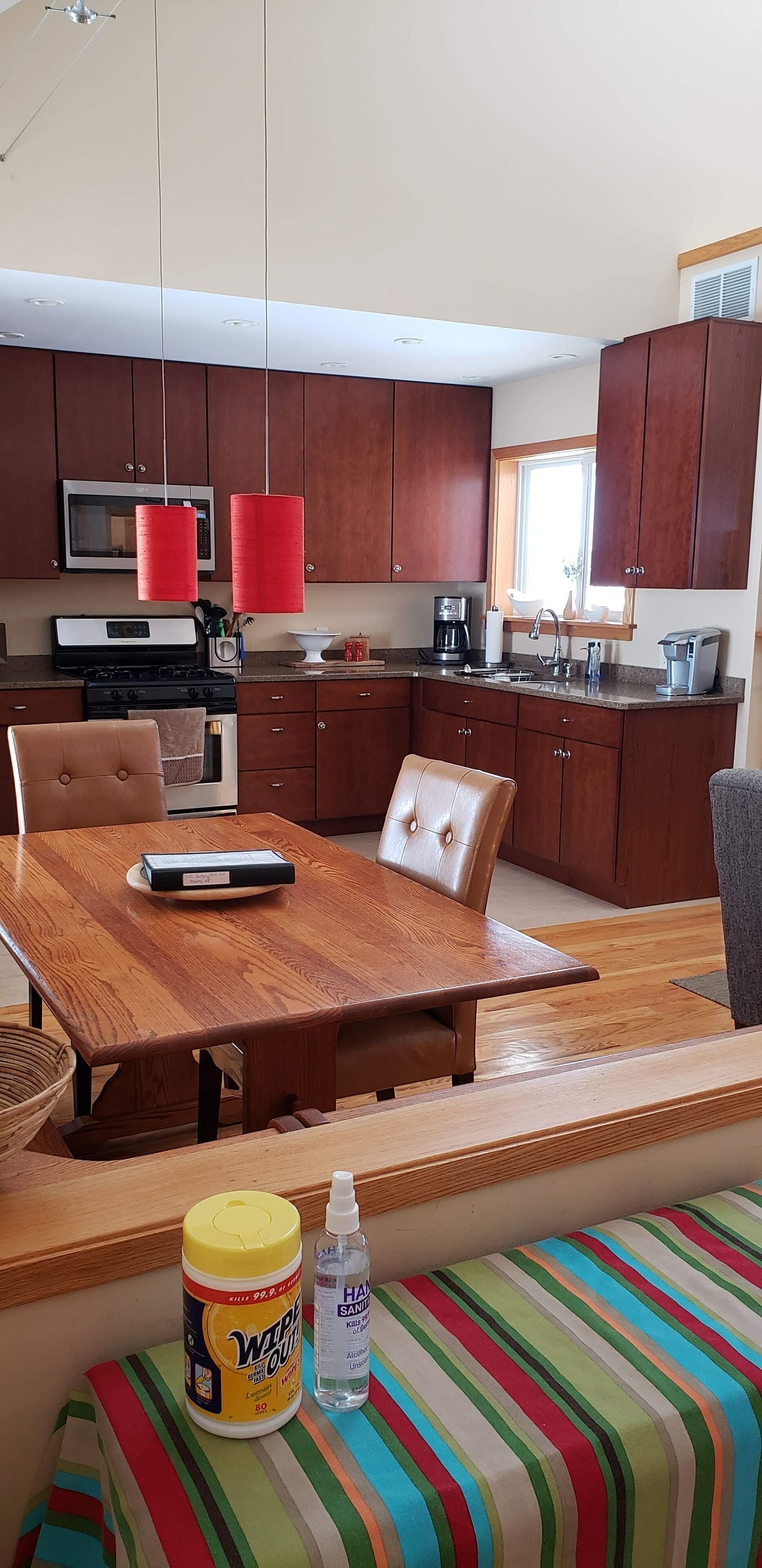 ITHACA NY- 36 Acre Retreat, Breathtaking Sunsets-Fall Foliage-Private-Cornell-IC