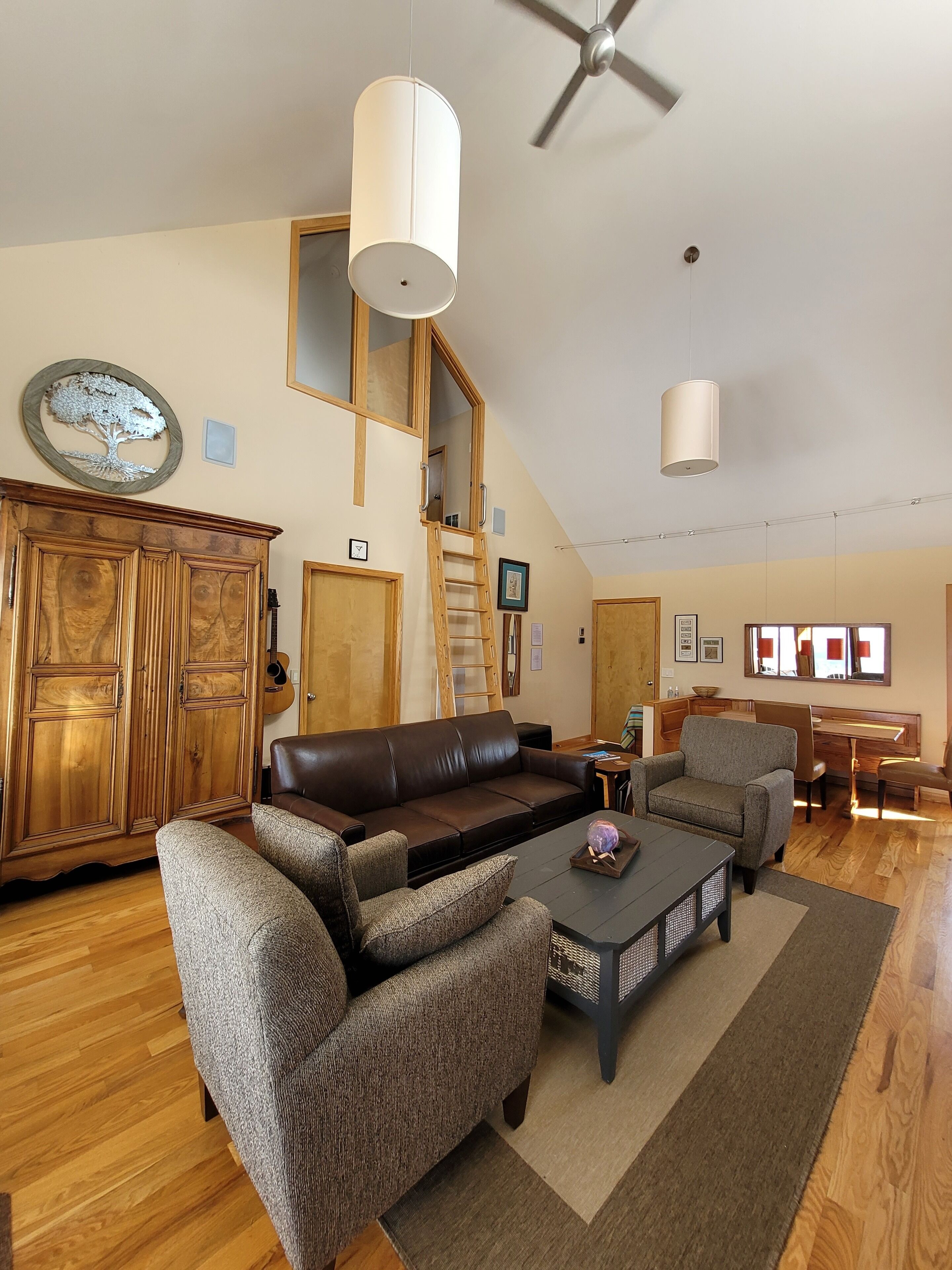 ITHACA NY- 36 Acre Retreat, Breathtaking Sunsets-Fall Foliage-Private-Cornell-IC