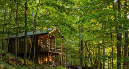 WiFi l Heat/AC l Firepit/Grill-- Glamp in Style!