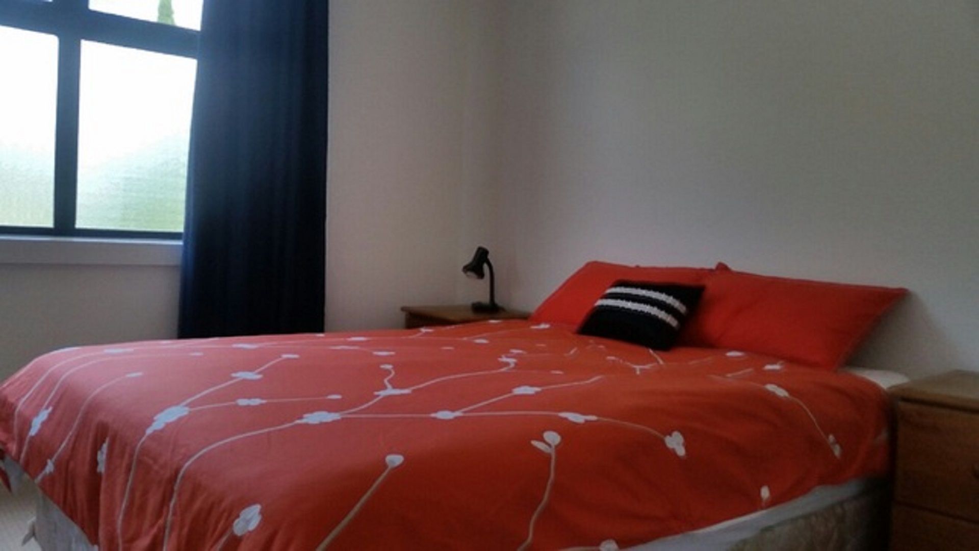 ADELAIDE FRINGE BASE: LUXURY 4BR near CBD Sleeps 8 Secure Garage + Parking — image 5