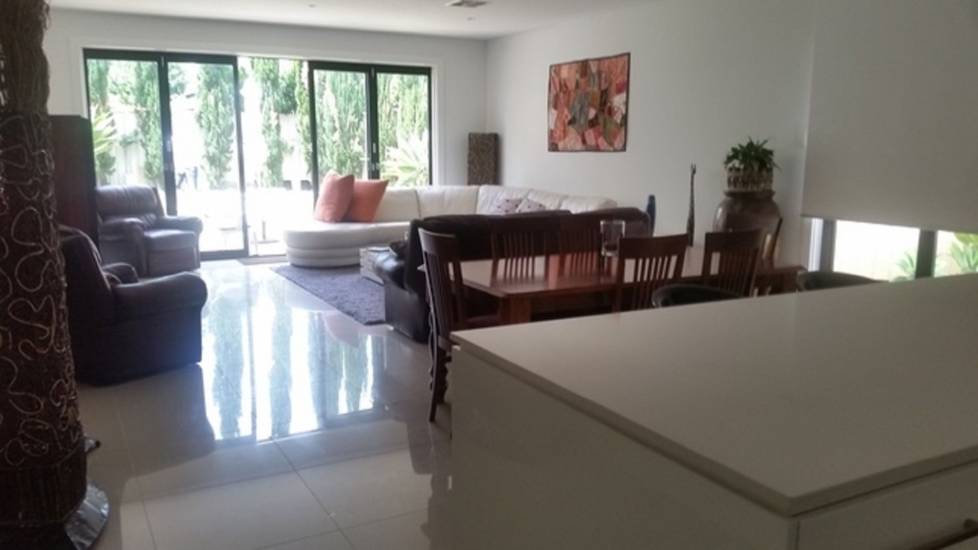 ADELAIDE FRINGE BASE: LUXURY 4BR near CBD Sleeps 8 Secure Garage + Parking — image 4