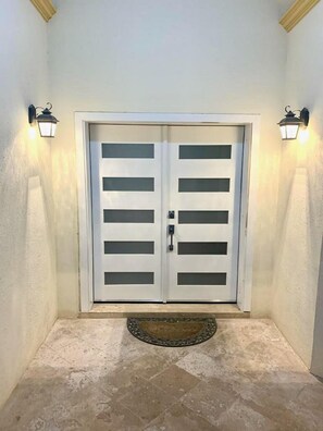 Interior - Stunning 3 Bedroom Beach Villa on Sandy Beach at Las Palmas Beachfront Resort V-16 (Puerto Peñasco)