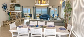 Stunning 3 Bedroom Beach Villa on Sandy Beach at Las Palmas Beachfront Resort V-16