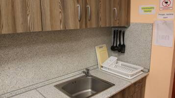 Shared fridge, microwave