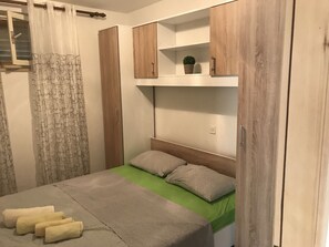 2 Schlafzimmer, Internetzugang, Bettwäsche