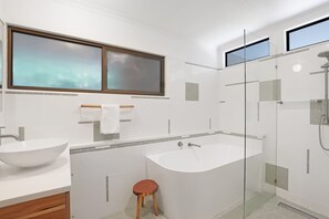 Shower, towels
