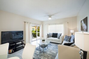 TV, DVD player - Regal Beach Club #212 (Seven Mile Beach)