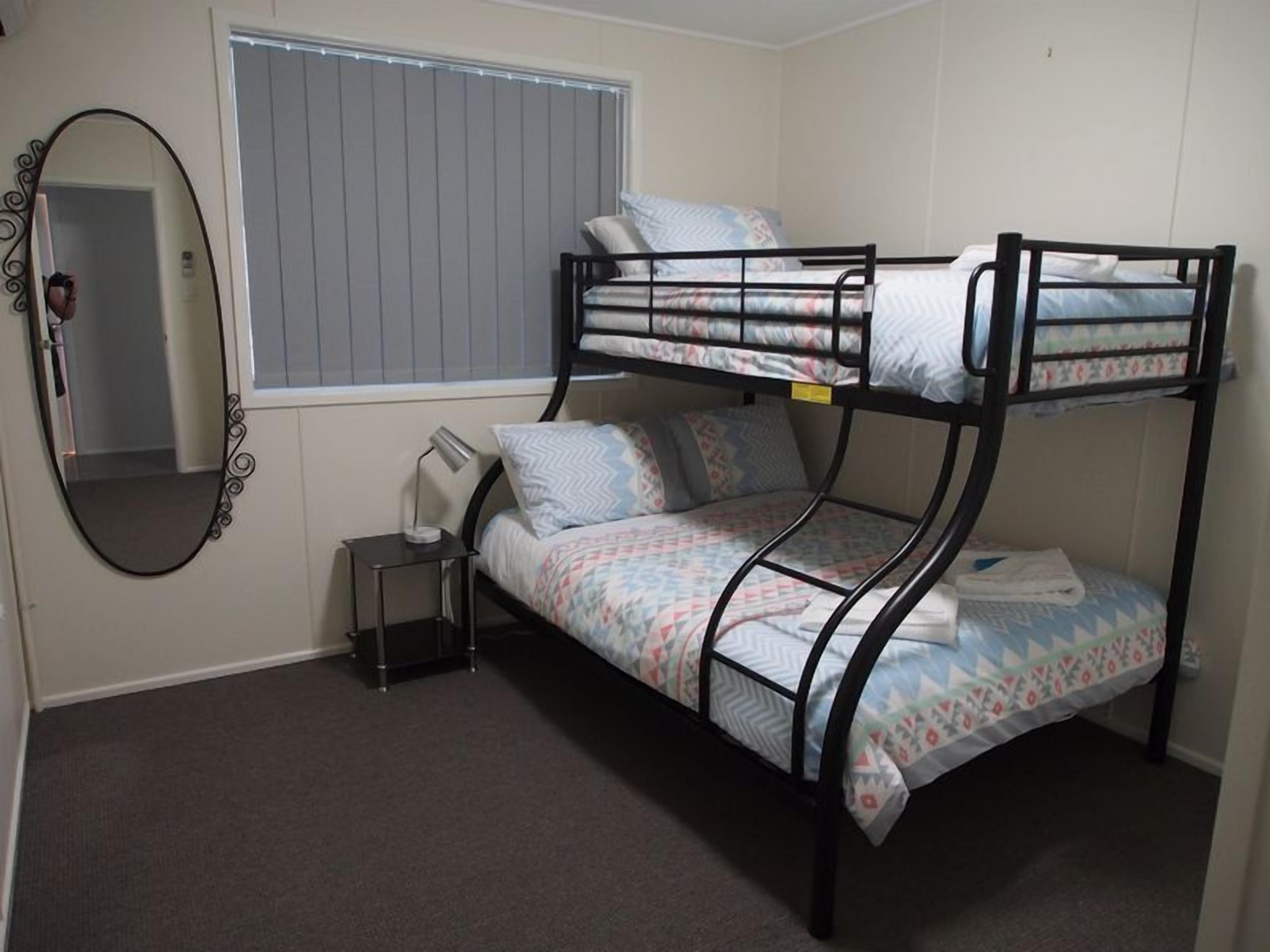 Andrew's Place - 3 Bedroom House with Netflix