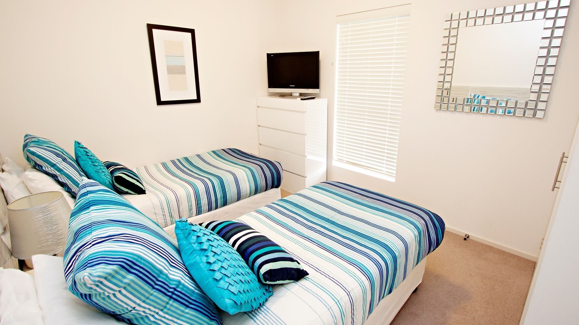 Delphinius @ Bay View Centro central location (STRA6281YD6RXU28) — image 12