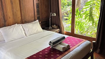 1 soverom, safe på rommet, skrivebord og strykejern/-brett