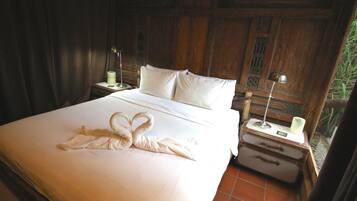 1 chambre, coffres-forts dans les chambres, bureau