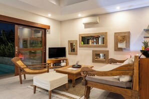 Flachbildfernseher, Stereoanlage