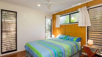 3 bedrooms, free WiFi, bed sheets